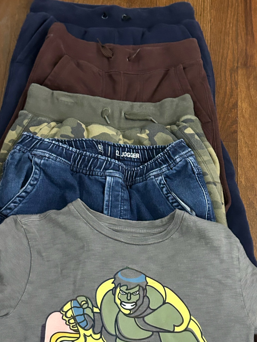 4 pair boys XL GAP lined joggers bonus marvel shirt